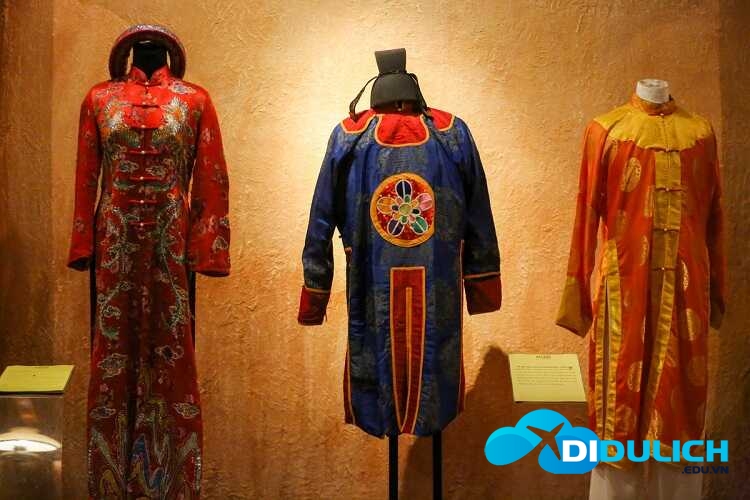 ao-dai-ca-mua-nhac_optimized Áo dài múa nhạc cung đình Huế