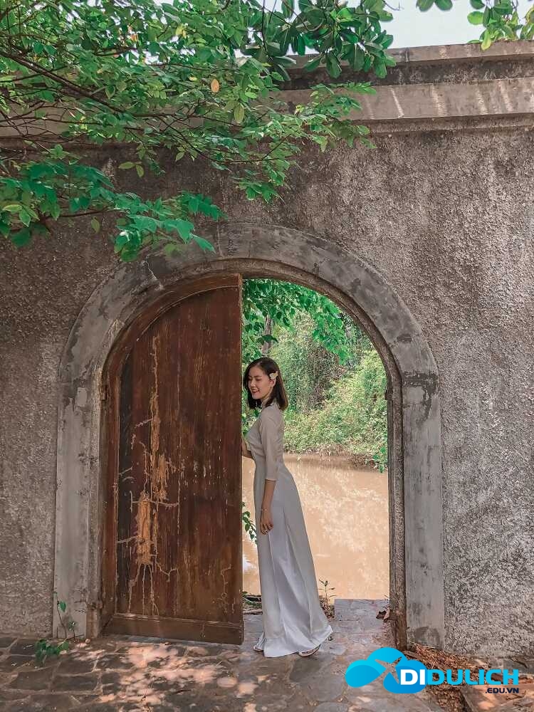 bao-tang-ao-dai-tphcm-viet-nam-11_optimized Chụp ảnh check in sống ảo