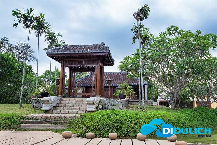 bao-tang-ao-dai-tphcm-viet-nam-4_optimized Lối vào bảo tàng áo dài