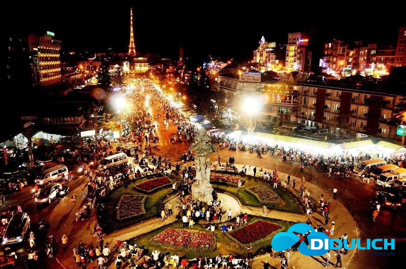 cho-am-phu-da-lat-1 cho-am-phu-da-lat-pho-uong-mua-sam-ve-dem