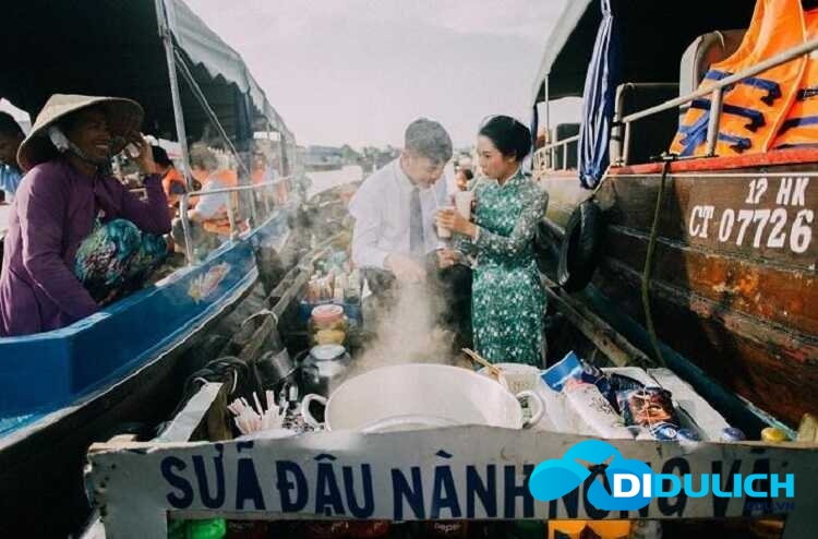 cho-noi-ca-mau-12_optimized Chợ nổi Cà Mau, điểm du lịch mang đậm đặc trưng của miền sông nước
