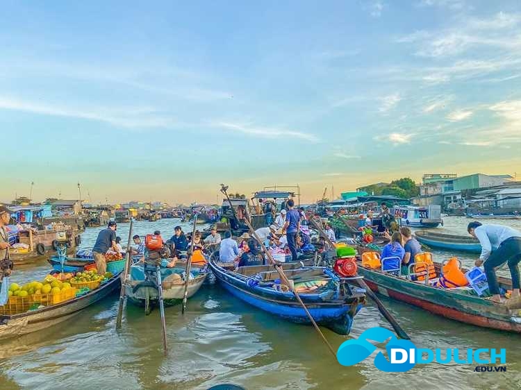 cho-noi-can-tho-3 Chợ nổi Cần Thơ, đặc sản du lịch sông nước