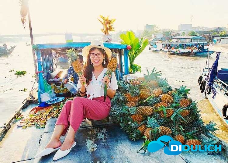 cho-noi-nga-bay-phung-hiep-5_optimized chụp hình với trái cây