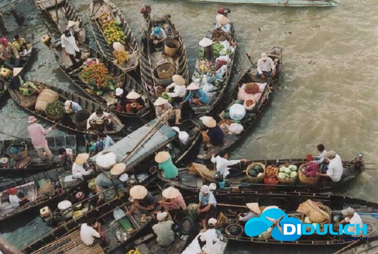 cho-noi-nga-bay-phung-hiep-9_optimized chợ nổi ngã bảy