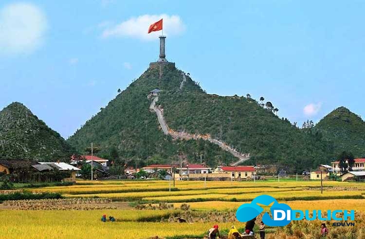 cot-co-lung-cu-3 Cột cờ Lũng Cú, thiêng liêng đỉnh núi rồng 4