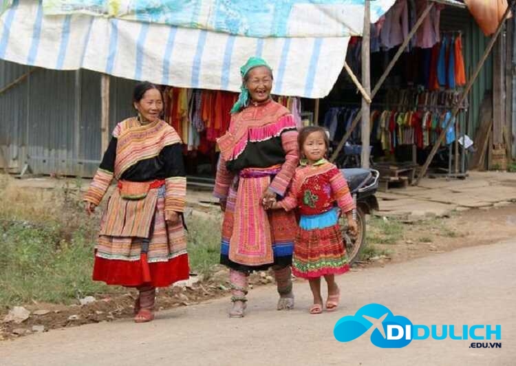 dan-toc-vung-cao_optimized Tham gia phiên chợ tây nguyên