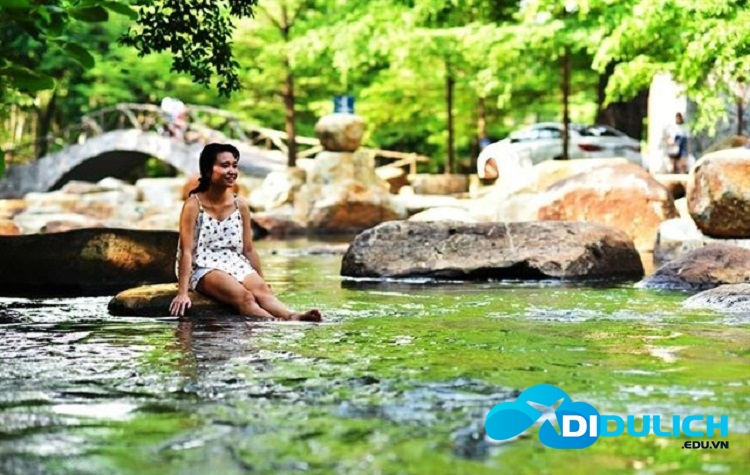 diadiemanuong-com-checkin-ho-boi-cong-vien-moi-toe-sieu-hoang-trang-cach-sai-gon-hon-20km3fd40863635923531096935810-1 Khu du lịch sinh thái