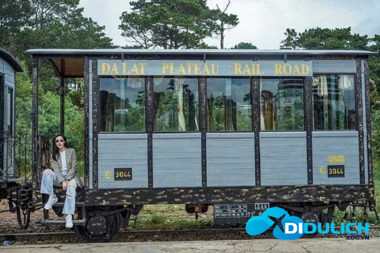 ga-da-lat-8_optimized Ga Đà Lạt, nhà ga xe lửa cổ nhưng chụp ảnh check in sống ảo cực đẹp