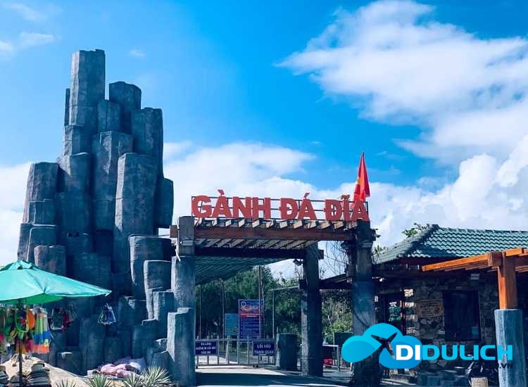 ghenh-da-dia-phu-yen-3 Ghềnh đá đĩa Phú Yên có thực sự là tuyệt tác thiên nhiên không?