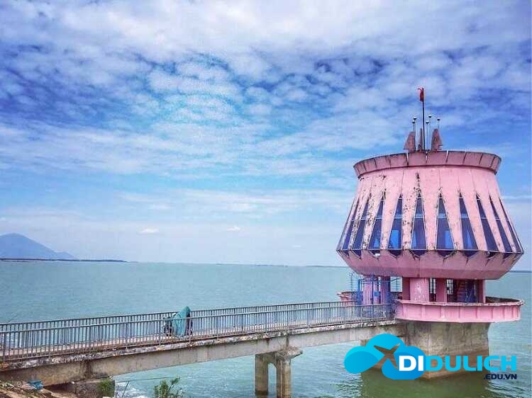 ho-dau-tieng-15_optimized Hồ Dầu Tiếng, hồ nước nhân tạo với vẻ đẹp nên thơ vạn người mê