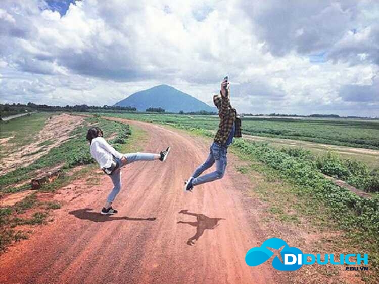 ho-dau-tieng-16_optimized Hồ Dầu Tiếng, hồ nước nhân tạo với vẻ đẹp nên thơ vạn người mê