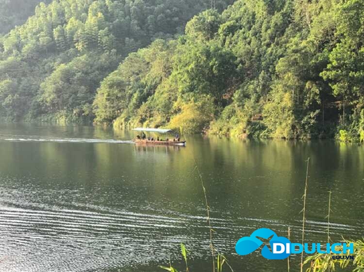 ho-ly-phu-tho-2_optimized Hồ Ly Phú Thọ (Tuyệt Tình Cốc Phú Thọ)