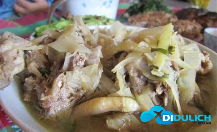 ho-ly-phu-tho-7_optimized-1 Măng chua nấu thịt gà