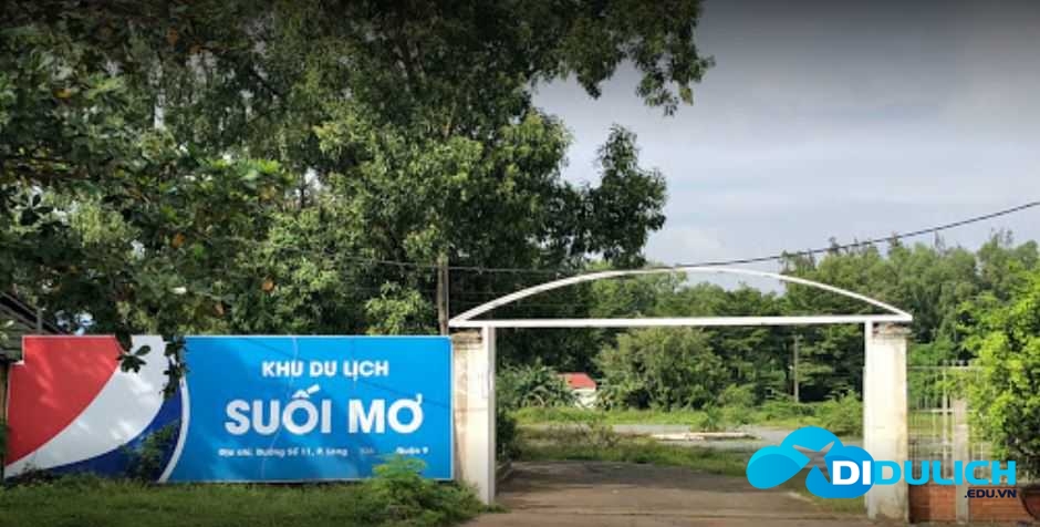 khu-du-lich-suoi-mo-quan-9-4 cổng ra vào suối mơ