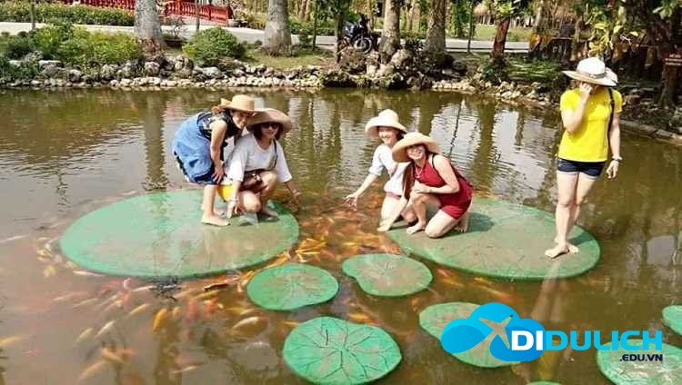 lang-du-lich-my-khanh-5 Làng du lịch Mỹ Khánh 3