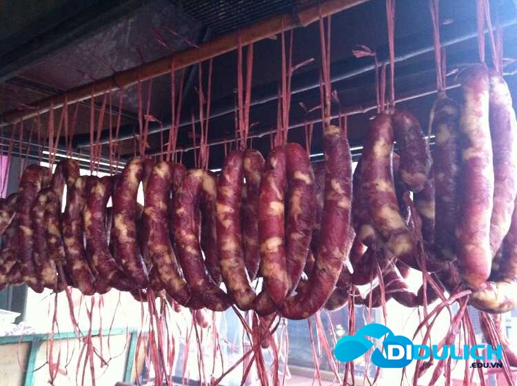 lap-xuong-3_optimized Lạp xưởng gác bếp