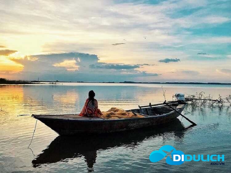 lenh-denh_optimized Trải nghiệm lênh đênh trên thuyền
