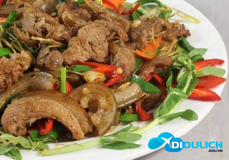 mc3b3n-heo-re1bbabng-xc3a0o-lc483n-thc6a1m_optimized Heo rừng xào lăn thơm