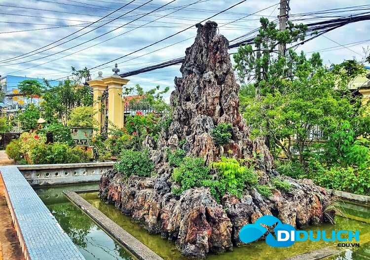 nha-co-binh-thuy-can-tho-16_optimized hòn non bộ