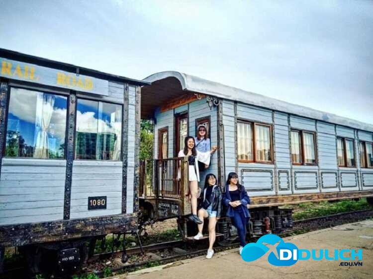nha-ga-da-lat-5_optimized Ga Đà Lạt, nhà ga xe lửa cổ nhưng chụp ảnh check in sống ảo cực đẹp