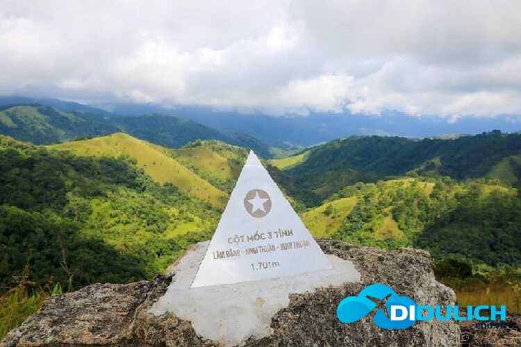 ta-nang-phan-dung-3_optimized-1 Tà Năng Phan Dũng