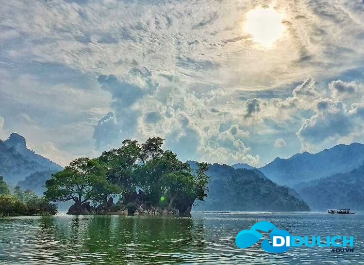 vuon-quoc-gia-ba-be-3_optimized-1 bình minh hoàng hôn hồ ba bể